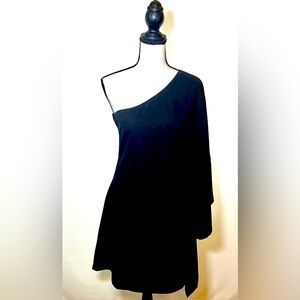 One shoulder dress